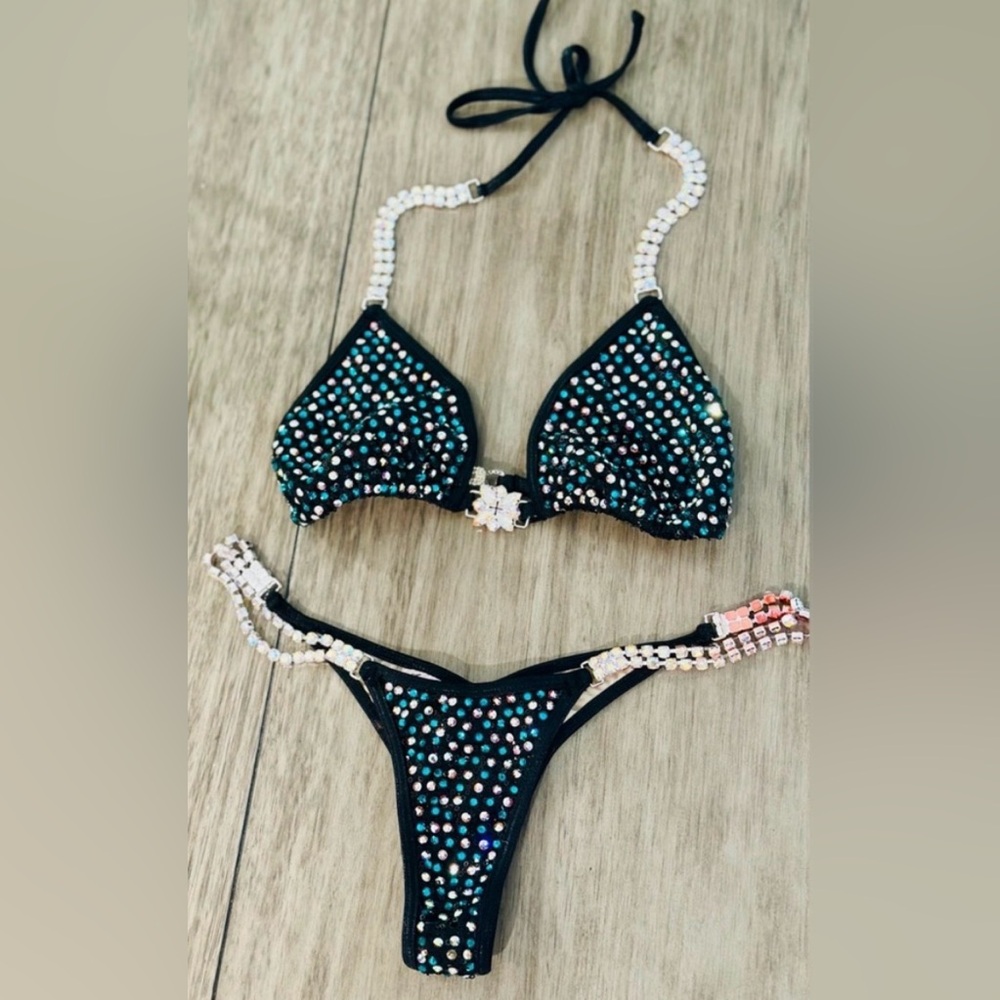 Custom NPC Bikini by Suits You Swimwear – Size XS / 34D – Worn Once
